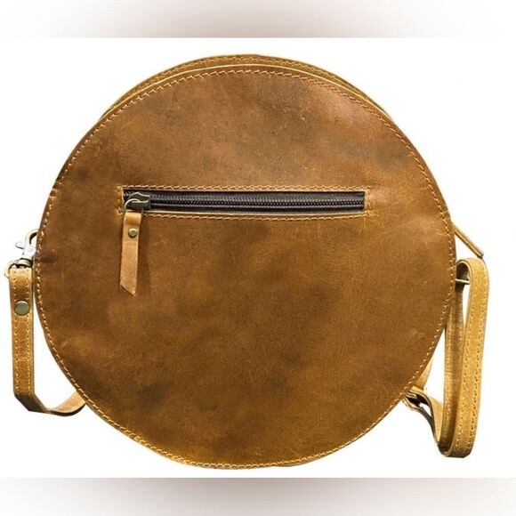 Klassy Cowgirl Medium Leather round Crossbody Bag with cowhide inlay - Picture 6 of 9
